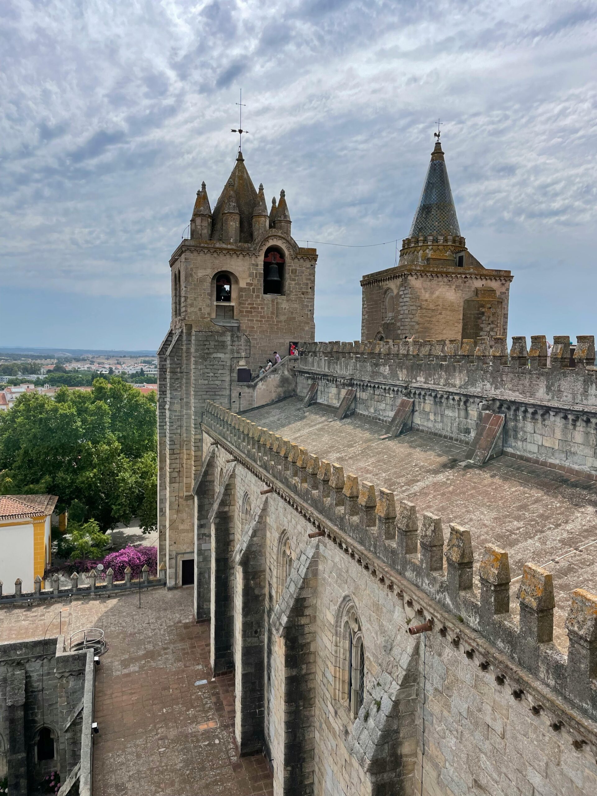 Évora